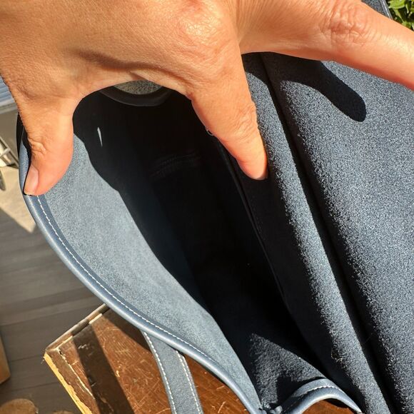 Coach Willis Bag Style No. 9927 in Blue (Soon to be Vintage) - Picture 12 of 14